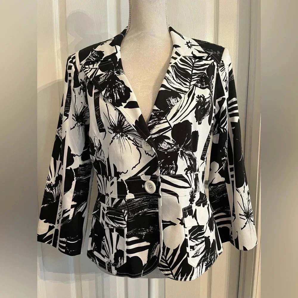 Cache Black & White Abstract Print Blazer Size 10 - image 4